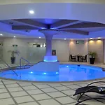 Suites Camino Real